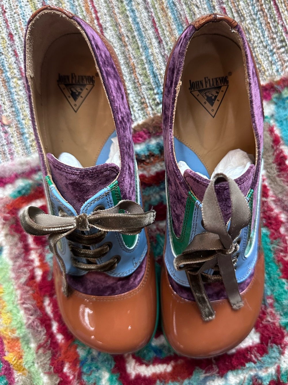 Fluevog NEARLY NEW Operetta Sandrine gold/green patent/velvet lace-up-8 (fit 7.5 - Picture 10 of 15